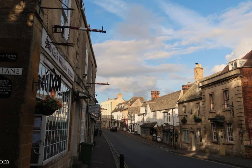Peaceful Cottage In Heart Of Winchcombe Extérieur photo